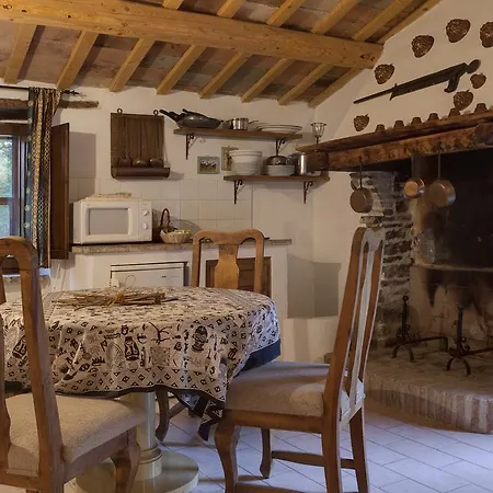 Casa di campagna Riserva Privata San Settimio Arcevia