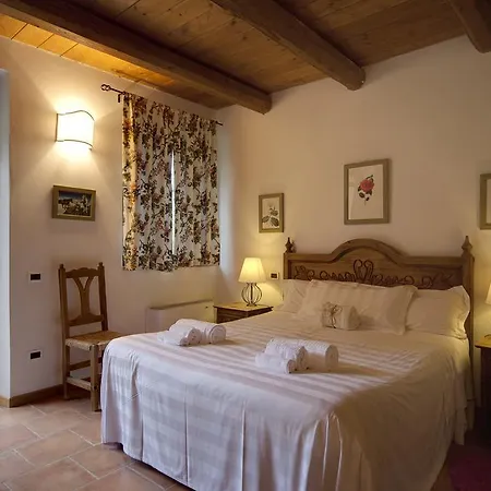 Landhuis Riserva Privata San Settimio Arcevia