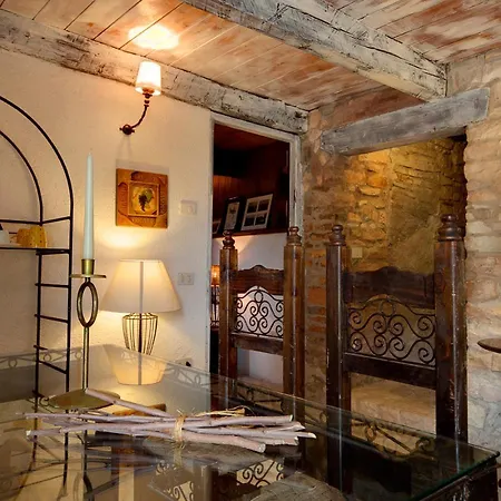 בית כפרי Riserva Privata San Settimio *